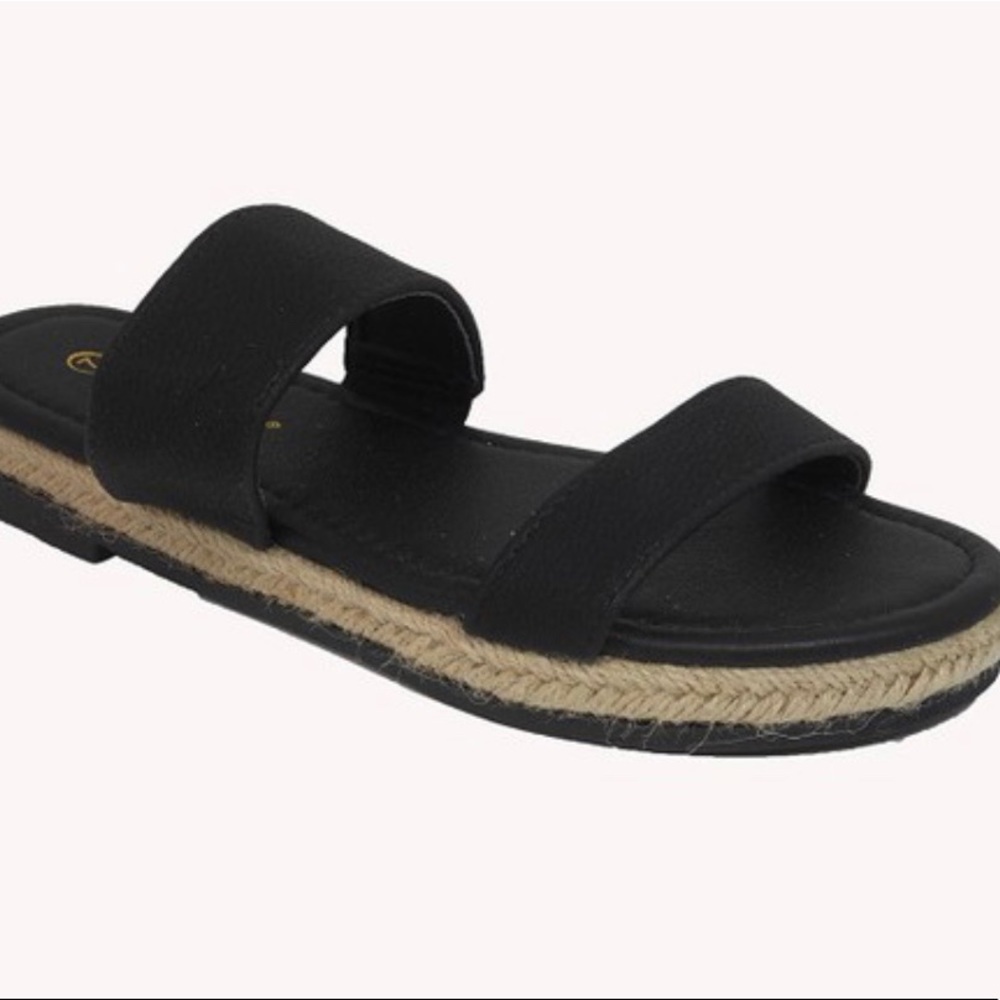 NWT Low Wedge Sandal With Espadrille Edge